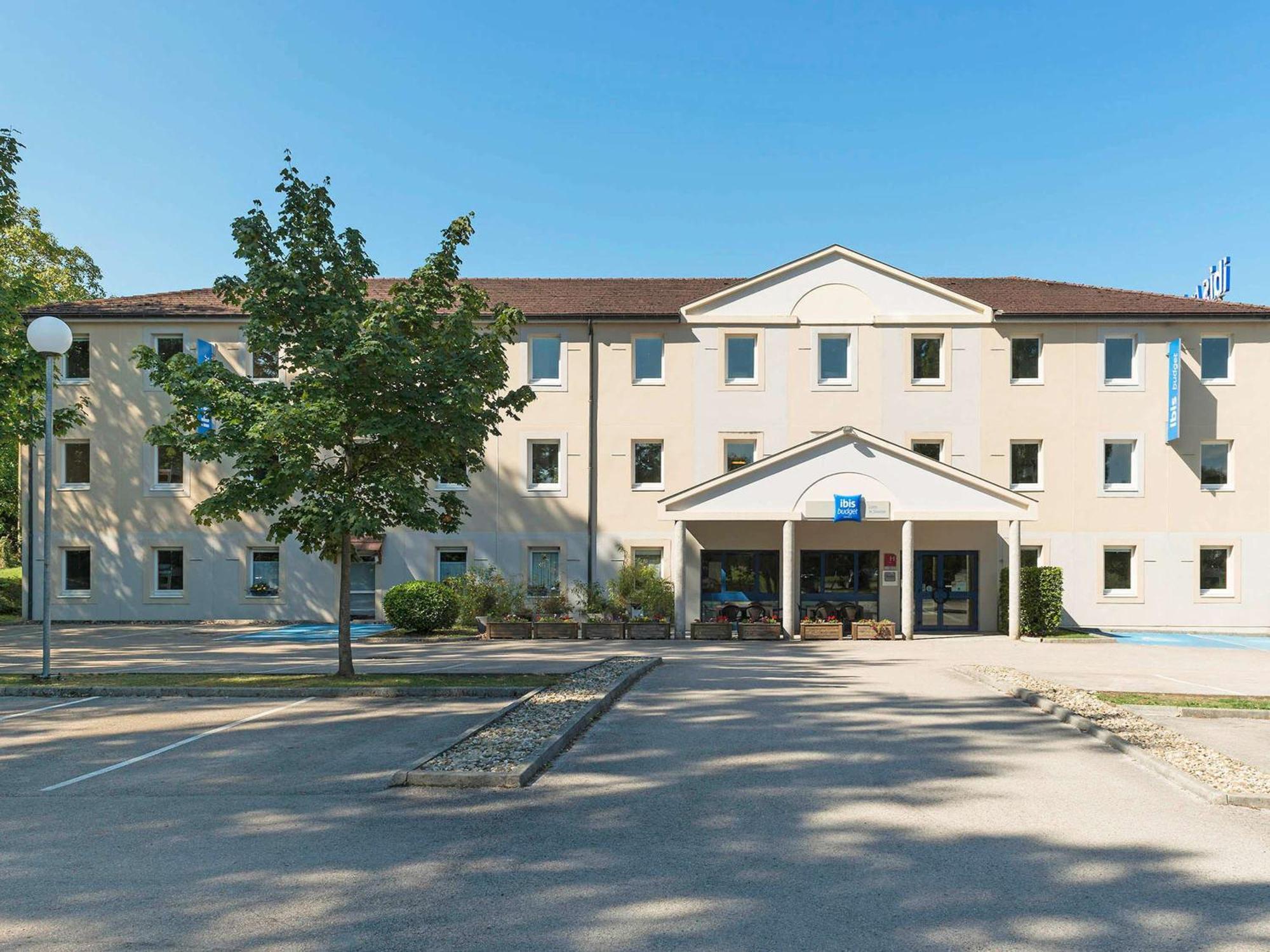 Ibis Budget Lons-Le-Saunier Εξωτερικό φωτογραφία